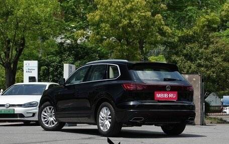 Volkswagen Touareg III, 2024 год, 8 140 000 рублей, 7 фотография