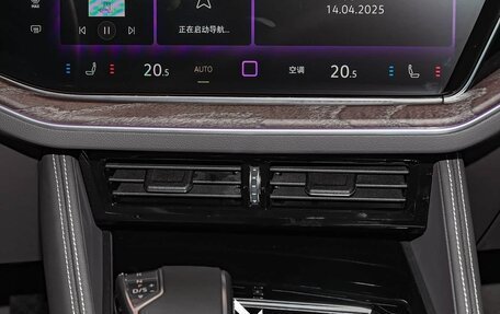 Volkswagen Touareg III, 2024 год, 8 140 000 рублей, 17 фотография