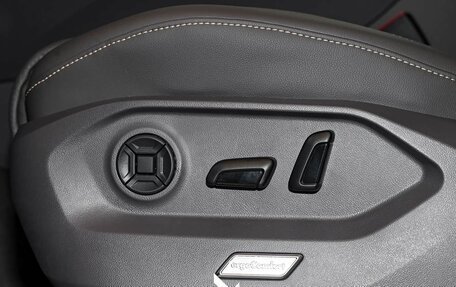 Volkswagen Touareg III, 2024 год, 8 140 000 рублей, 32 фотография