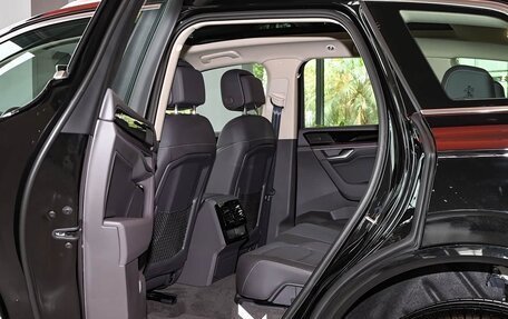 Volkswagen Touareg III, 2024 год, 8 140 000 рублей, 34 фотография