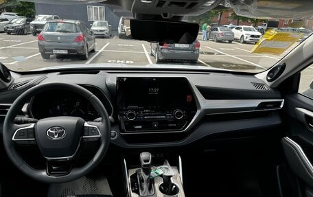 Toyota Highlander, 2025 год, 4 900 000 рублей, 12 фотография