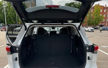Toyota Highlander, 2025 год, 4 900 000 рублей, 13 фотография