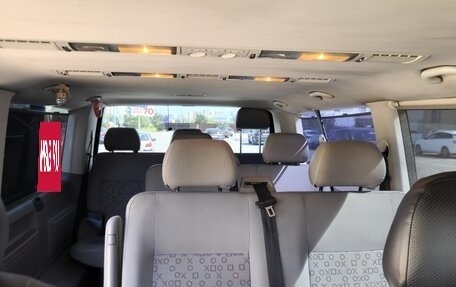 Volkswagen Caravelle T5, 2007 год, 1 790 000 рублей, 15 фотография
