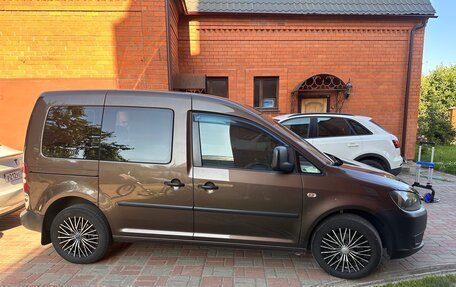 Volkswagen Caddy III рестайлинг, 2012 год, 880 000 рублей, 5 фотография