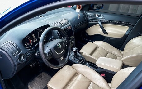 Skoda Octavia RS, 2010 год, 1 350 000 рублей, 16 фотография