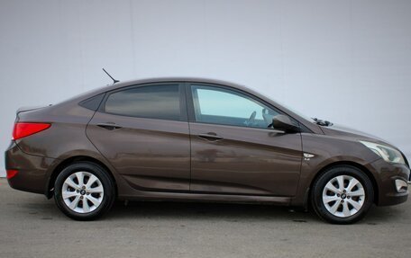 Hyundai Solaris II рестайлинг, 2016 год, 835 000 рублей, 4 фотография