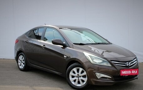 Hyundai Solaris II рестайлинг, 2016 год, 835 000 рублей, 3 фотография