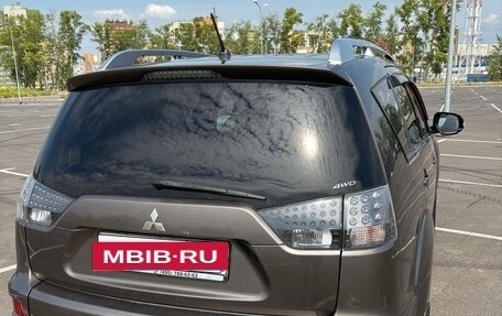Mitsubishi Outlander III рестайлинг 3, 2010 год, 930 000 рублей, 6 фотография
