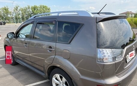 Mitsubishi Outlander III рестайлинг 3, 2010 год, 930 000 рублей, 5 фотография