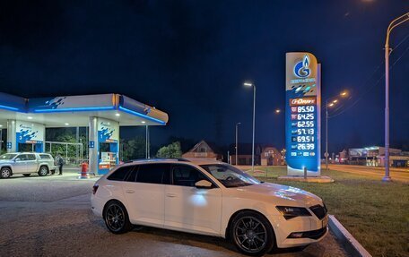 Skoda Superb III рестайлинг, 2016 год, 2 500 000 рублей, 4 фотография
