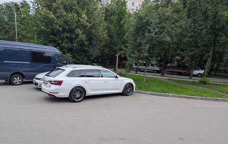 Skoda Superb III рестайлинг, 2016 год, 2 500 000 рублей, 3 фотография