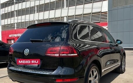 Volkswagen Touareg III, 2014 год, 2 800 000 рублей, 6 фотография