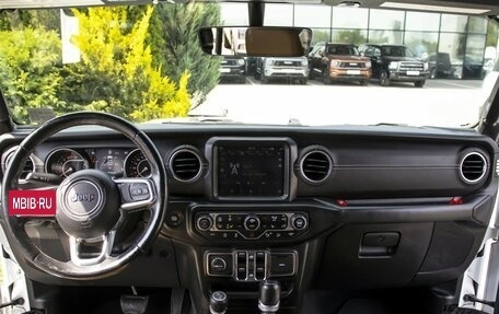 Jeep Wrangler, 2019 год, 3 635 000 рублей, 12 фотография