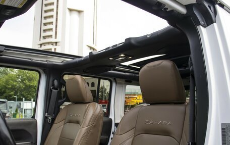 Jeep Wrangler, 2019 год, 3 635 000 рублей, 18 фотография