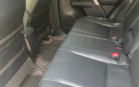 Toyota RAV4, 2013 год, 1 700 000 рублей, 5 фотография