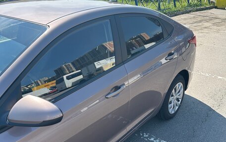 Hyundai Solaris II рестайлинг, 2021 год, 1 275 000 рублей, 2 фотография