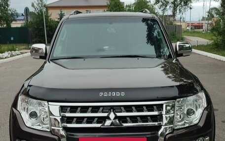 Mitsubishi Pajero IV, 2020 год, 4 200 000 рублей, 2 фотография