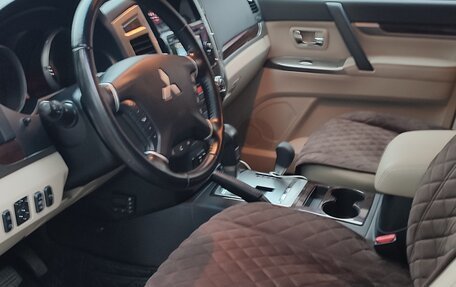 Mitsubishi Pajero IV, 2020 год, 4 200 000 рублей, 8 фотография