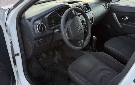 Renault Logan II, 2018 год, 570 000 рублей, 9 фотография