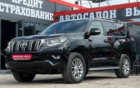 Toyota Land Cruiser Prado 150 рестайлинг 2, 2019 год, 4 550 000 рублей, 5 фотография