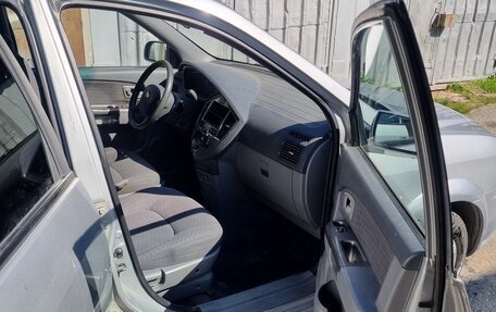 KIA Carens I (RS), 2004 год, 182 000 рублей, 10 фотография