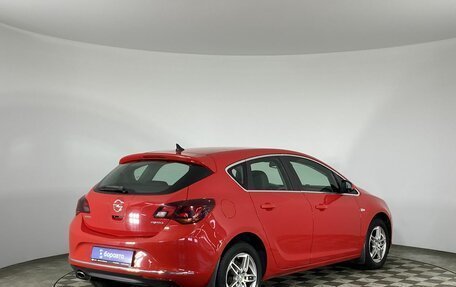 Opel Astra J, 2015 год, 1 080 000 рублей, 6 фотография
