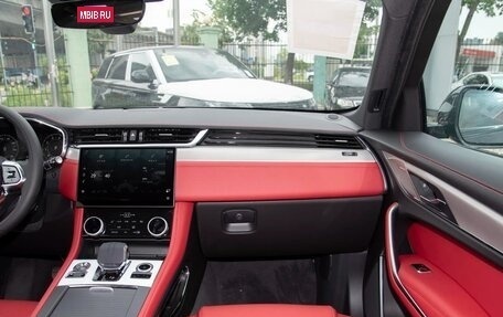 Jaguar F-Pace, 2022 год, 4 478 000 рублей, 19 фотография