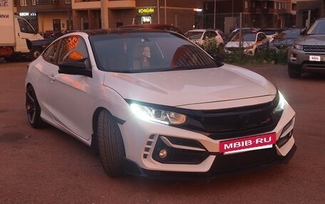 Honda Civic IX, 2016 год, 1 900 000 рублей, 2 фотография