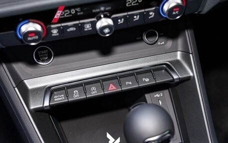 Audi Q3, 2025 год, 4 990 000 рублей, 17 фотография