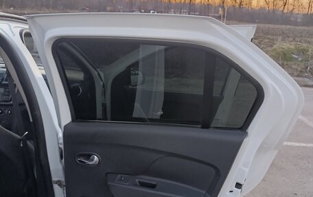 Renault Logan II, 2016 год, 690 000 рублей, 13 фотография
