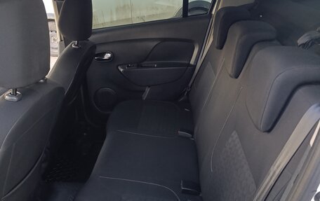 Renault Logan II, 2016 год, 690 000 рублей, 15 фотография