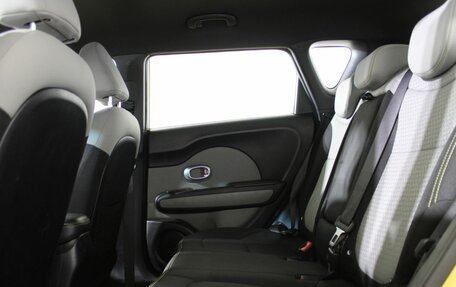 KIA Soul II рестайлинг, 2014 год, 1 190 000 рублей, 13 фотография