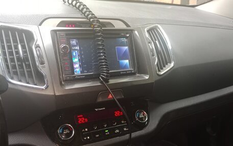 KIA Sportage III, 2011 год, 1 050 000 рублей, 11 фотография