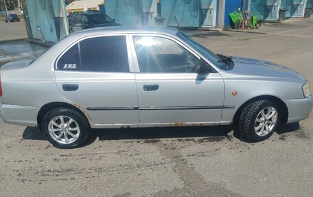 Hyundai Accent II, 2005 год, 200 000 рублей, 3 фотография