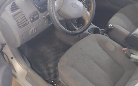 Hyundai Accent II, 2005 год, 200 000 рублей, 9 фотография