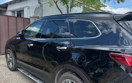 Hyundai Santa Fe III рестайлинг, 2017 год, 2 300 000 рублей, 4 фотография