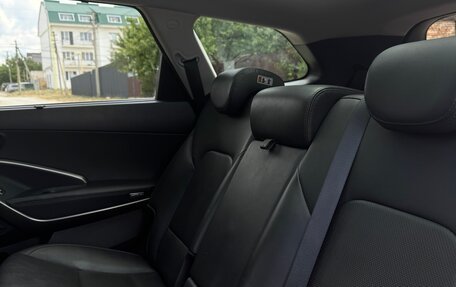 Hyundai Santa Fe III рестайлинг, 2017 год, 2 300 000 рублей, 6 фотография