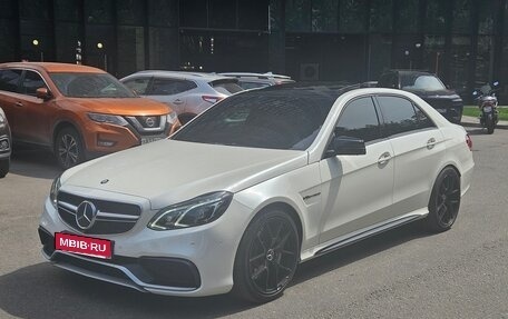 Mercedes-Benz E-Класс AMG, 2013 год, 3 320 000 рублей, 3 фотография