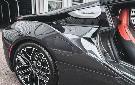 BMW i8 I рестайлинг, 2018 год, 9 000 000 рублей, 5 фотография