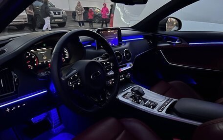 KIA Stinger I, 2018 год, 2 180 000 рублей, 12 фотография