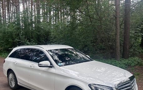 Mercedes-Benz C-Класс, 2018 год, 2 300 000 рублей, 4 фотография