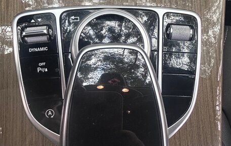 Mercedes-Benz C-Класс, 2018 год, 2 300 000 рублей, 21 фотография