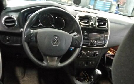 Renault Sandero II рестайлинг, 2017 год, 1 170 000 рублей, 5 фотография