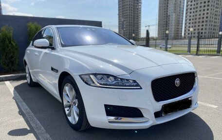 Jaguar XF II, 2018 год, 2 170 000 рублей, 1 фотография