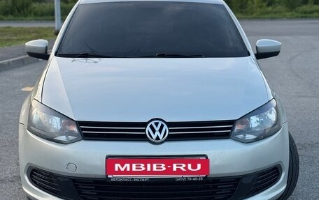Volkswagen Polo VI (EU Market), 2013 год, 599 000 рублей, 2 фотография