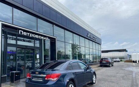 Chevrolet Cruze II, 2010 год, 490 000 рублей, 6 фотография