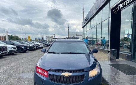Chevrolet Cruze II, 2010 год, 490 000 рублей, 4 фотография
