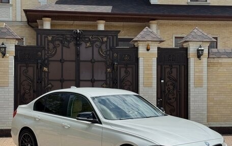 BMW 3 серия, 2014 год, 1 680 000 рублей, 2 фотография