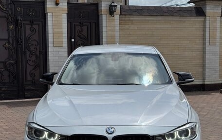 BMW 3 серия, 2014 год, 1 680 000 рублей, 12 фотография