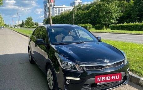 KIA Rio IV, 2019 год, 1 800 000 рублей, 2 фотография